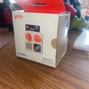 Mini Portable Speaker - Red and White